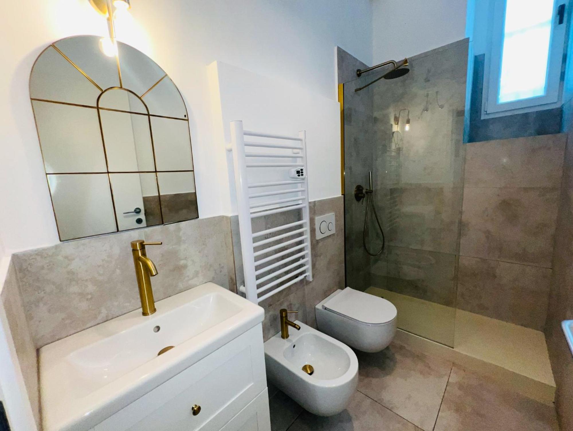 Flats And Modern In Navigli Apartment Milan