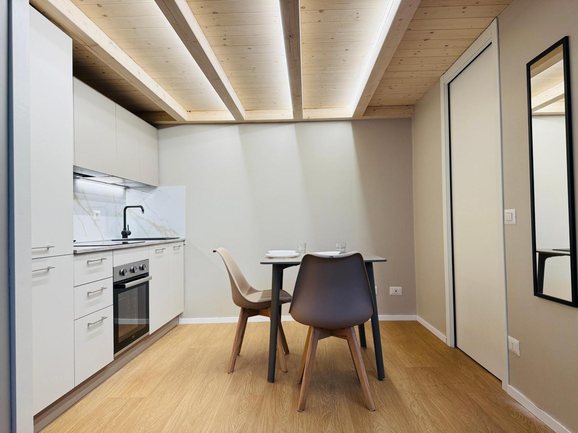 Comecasa Incantevole Loft Near Bocconi Apartment Milan