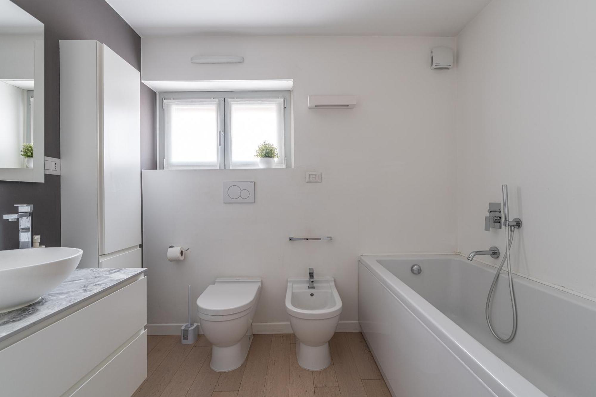 Parmenide Apartment *