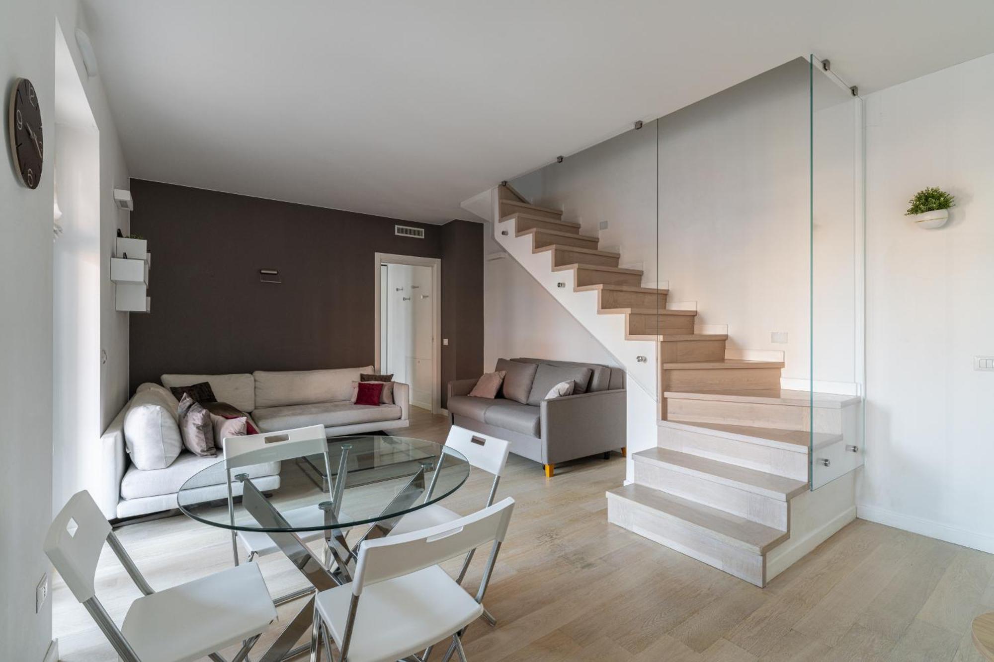 Apartment Parmenide