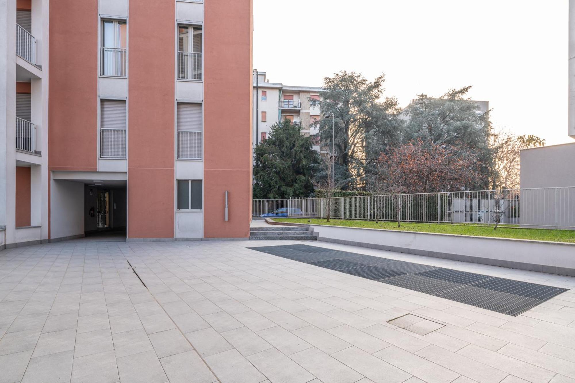 Parmenide Apartment