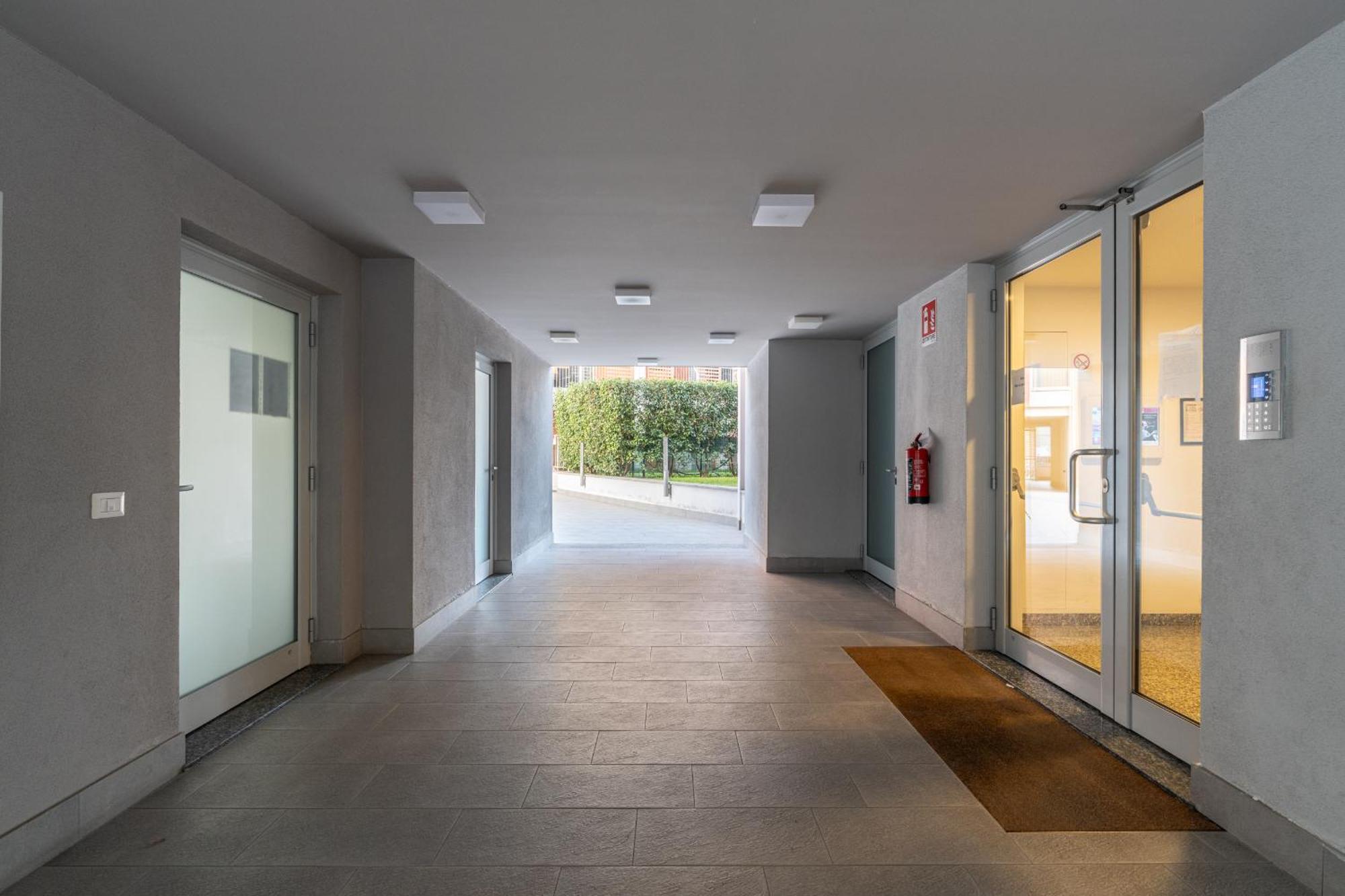Parmenide Apartment *