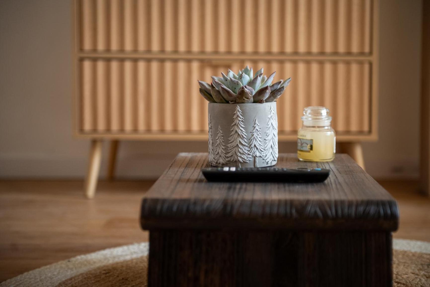 Wabi Sabi Vicino Metro M1 Apartment