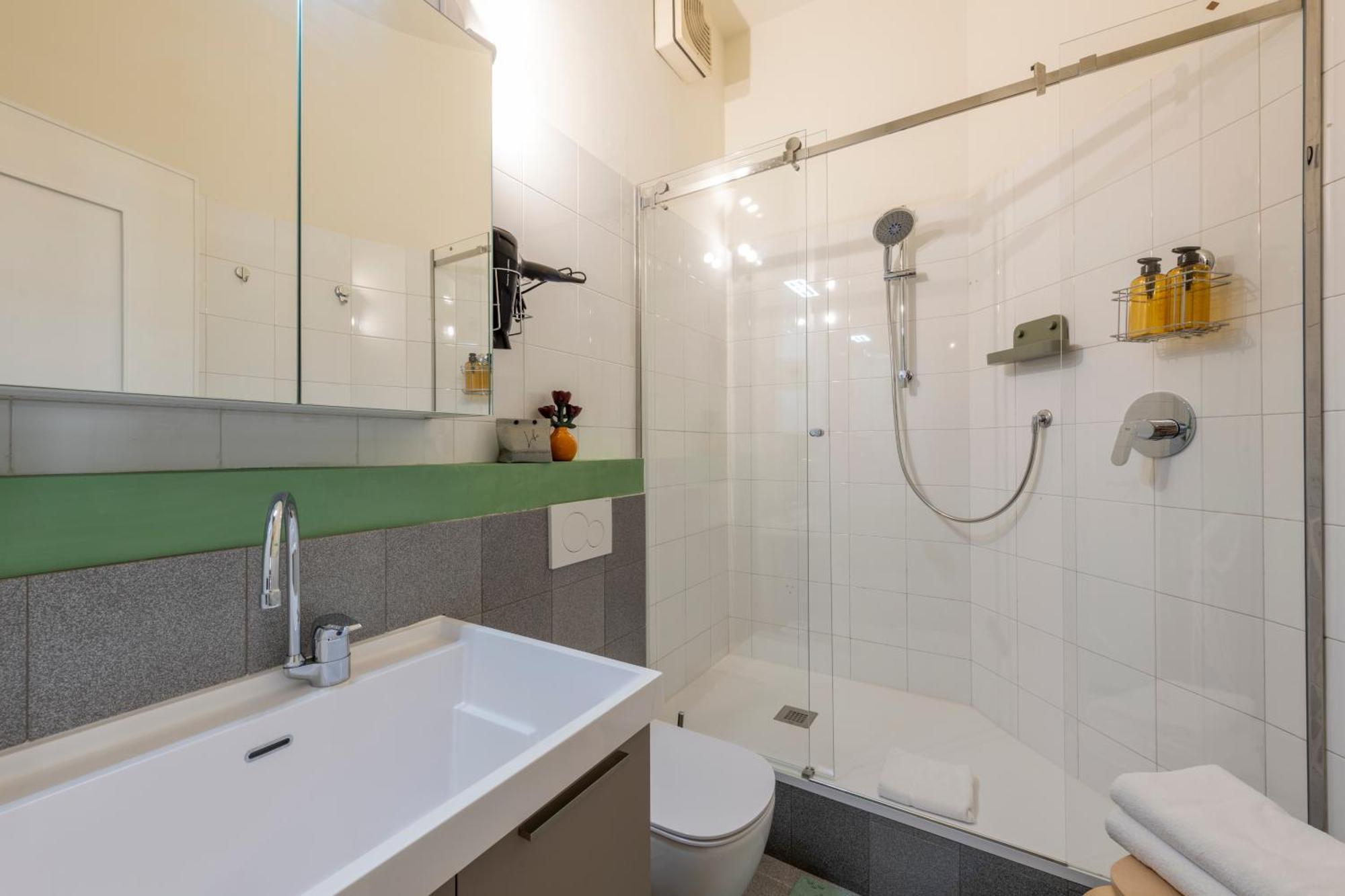 110mq Santa Sofia Apartment, In The Center Of Milan, 10 Min Walk From Duomo Appartamento Milano