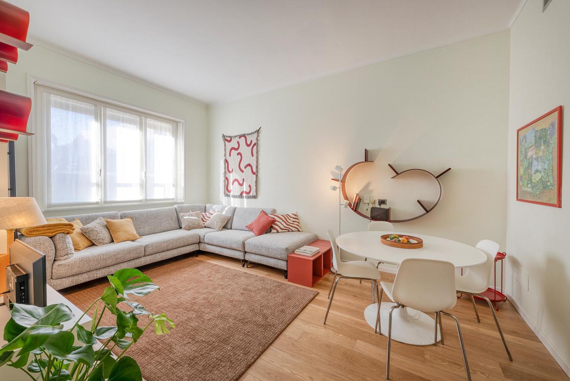110mq Santa Sofia Apartment, In The Center Of Milan, 10 Min Walk From Duomo Apartment *