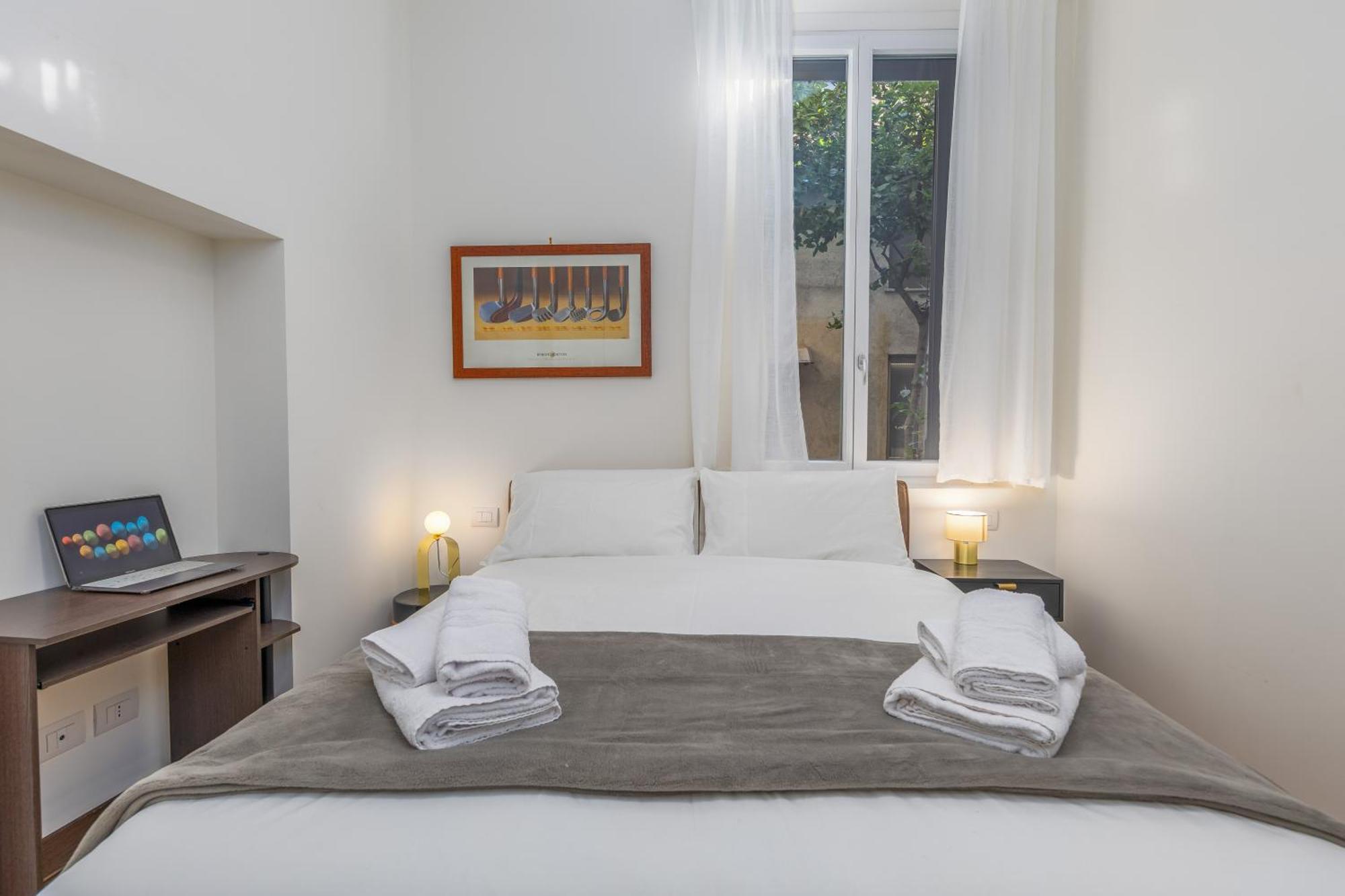 Apartment Solari Apartment, In Design Area, Near Tortona District, Milan
