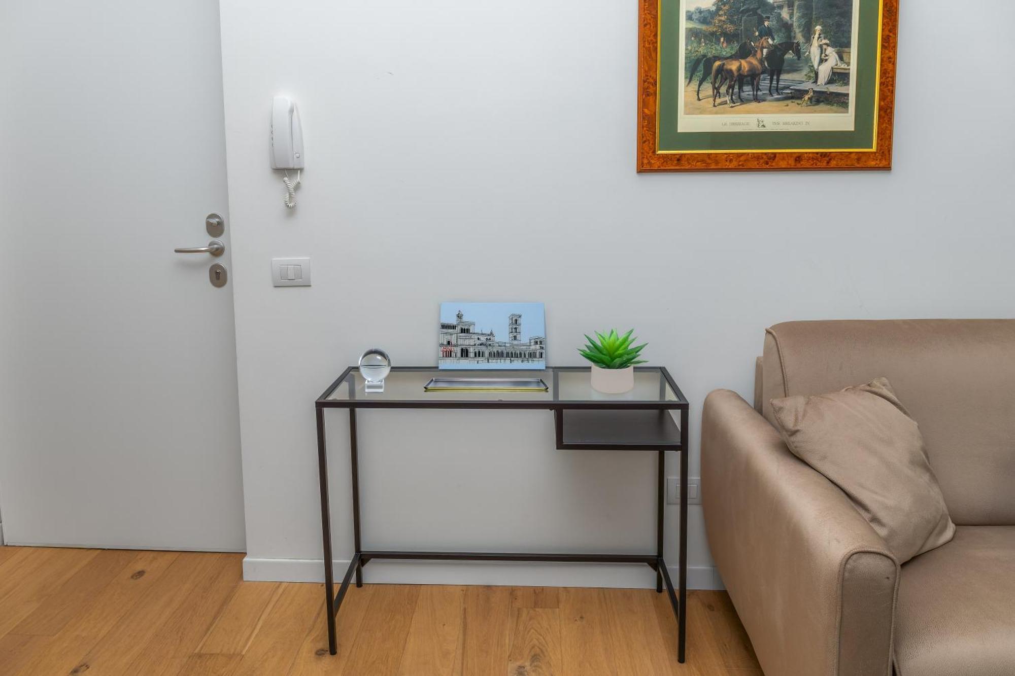Apartment Solari Apartment, In Design Area, Near Tortona District, Milan