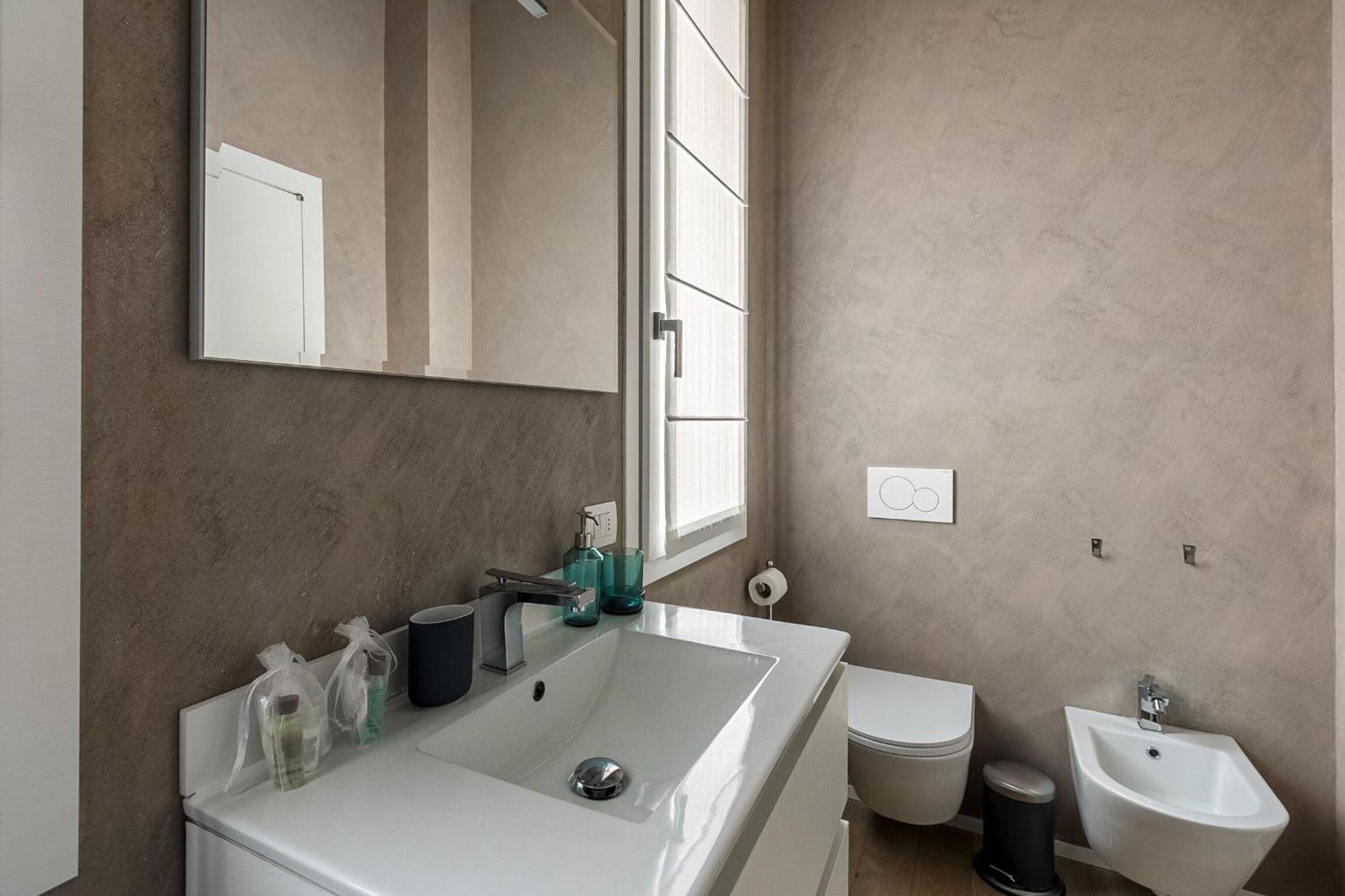 Apartment Palazzo Visconti Di Modrone, Two Beautiful By Halldis