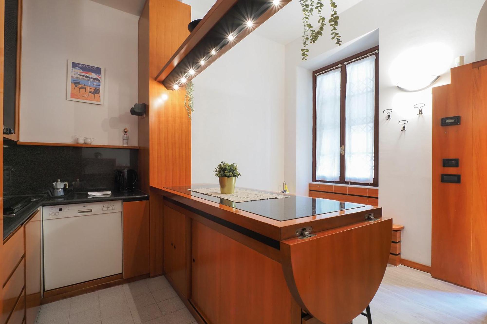 Appartamento Primopiano - Meda 38 *