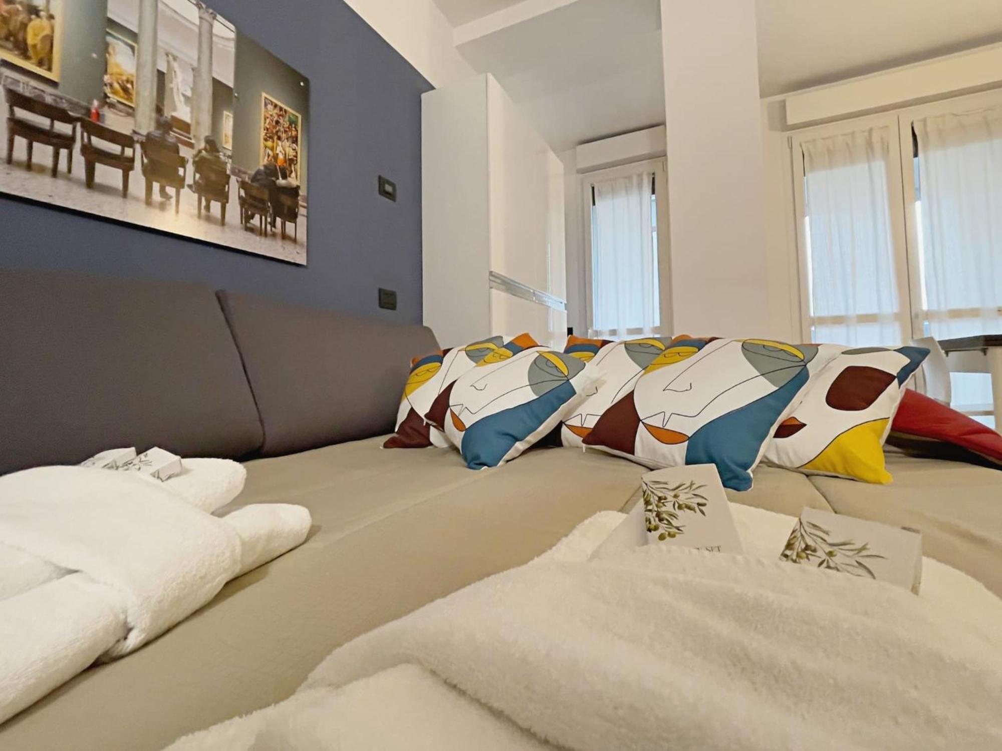 Candiani D1 Monolocale Apartment Milan