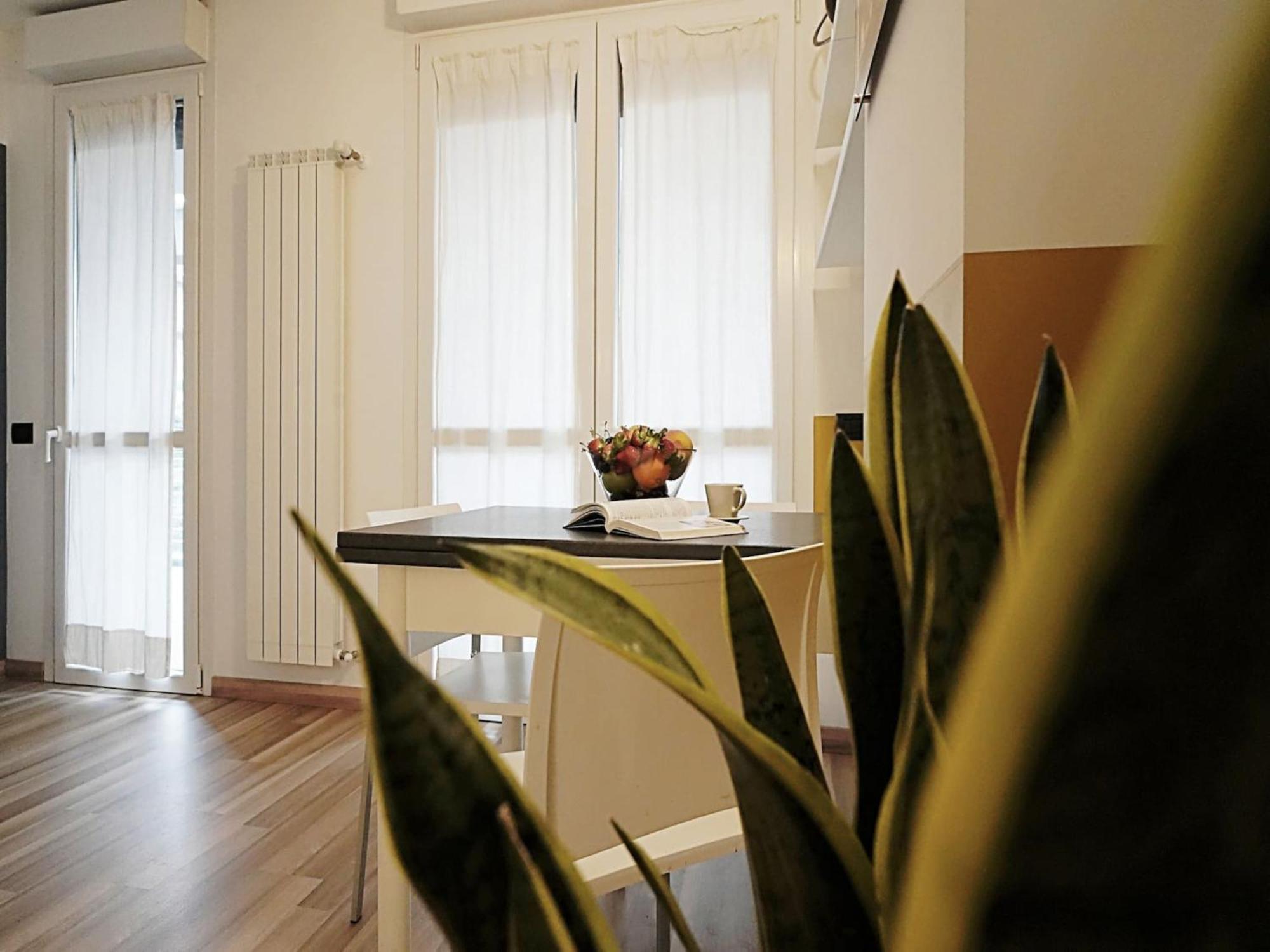 Candiani A1 Monolocale Apartment Milan