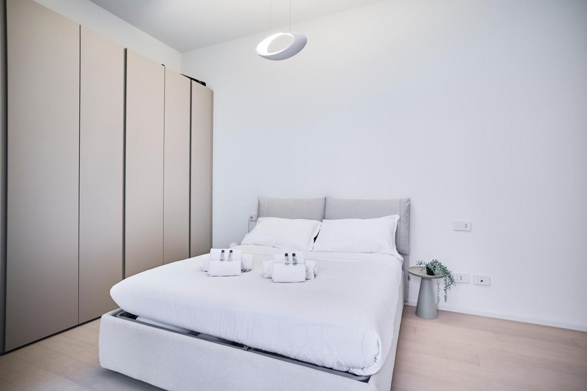 Modern Onebedroom 2nd Floor - Mirable Pm Apartment Milan