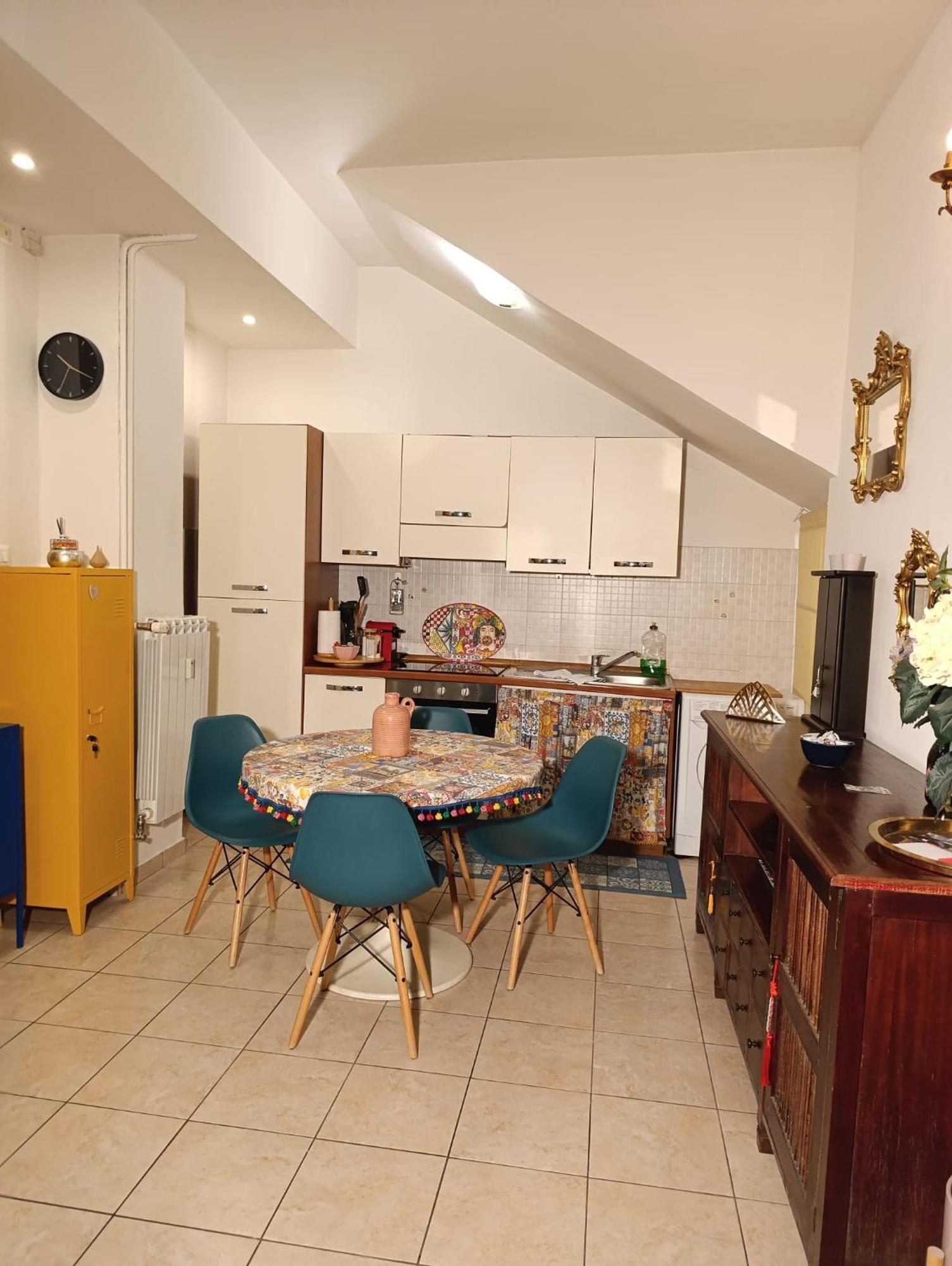 Comodo Bilocale Apartment Milan