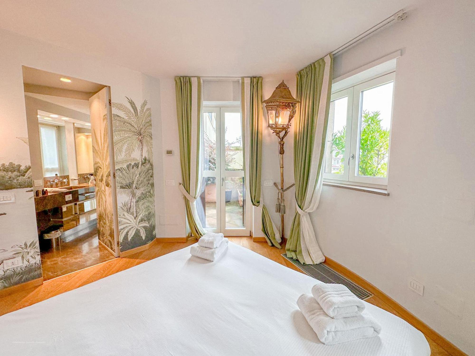 Apartment Foro Luxury Penthouse - Vista Duomo E Castello *