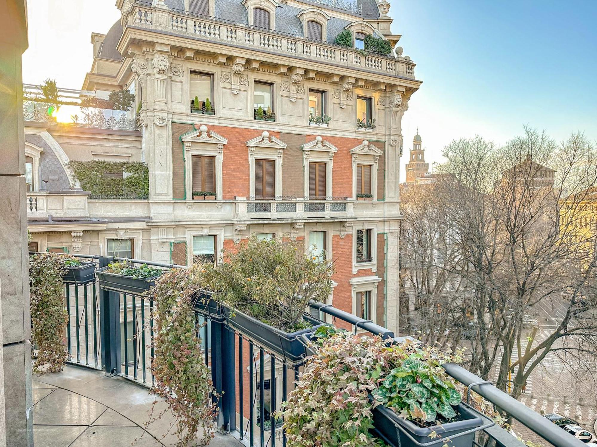 Foro Luxury Penthouse - Vista Duomo E Castello Apartment