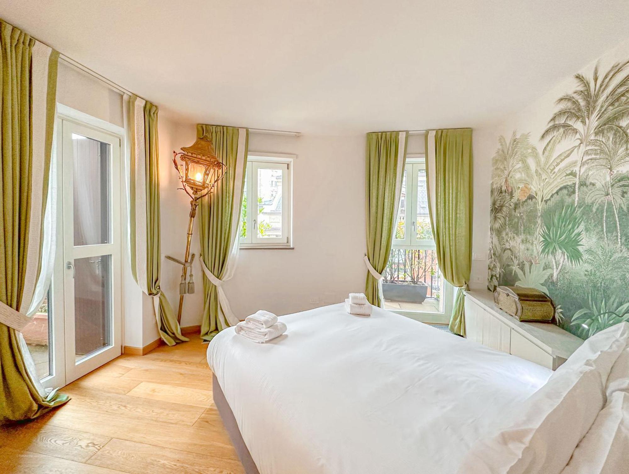 Foro Luxury Penthouse - Vista Duomo E Castello Apartment *