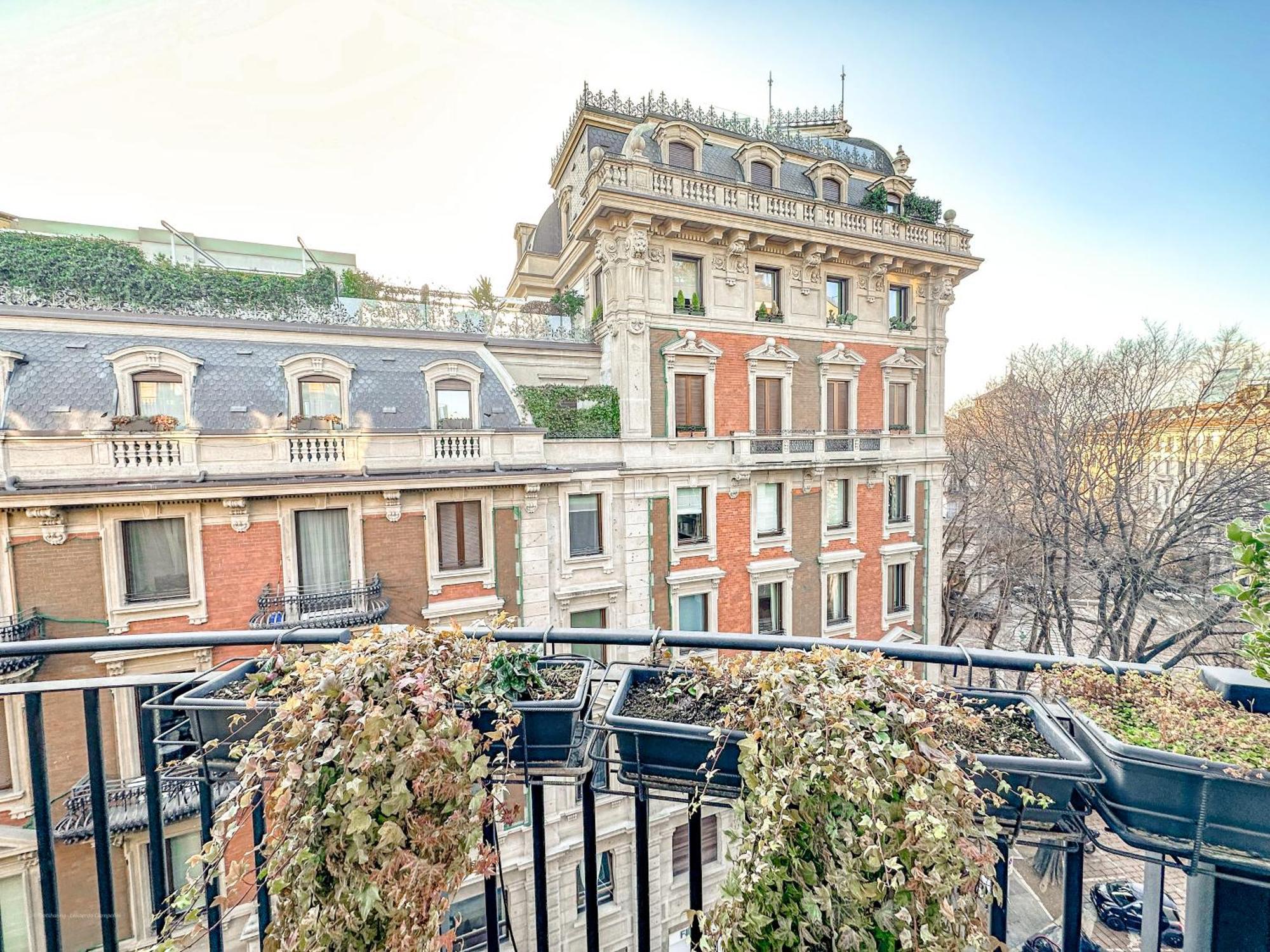 Foro Luxury Penthouse - Vista Duomo E Castello Apartment