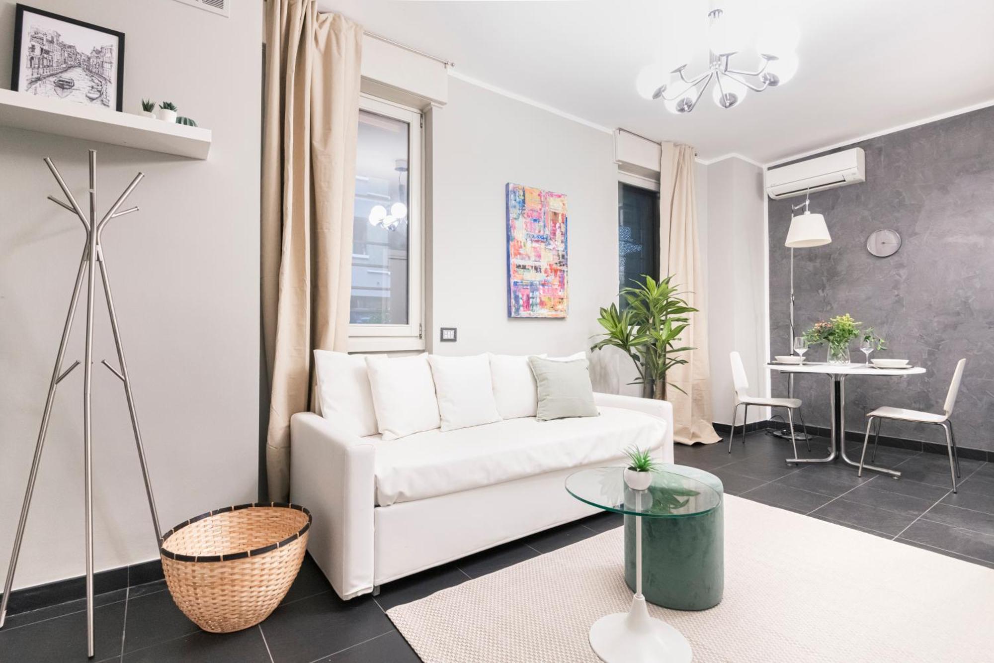 Easylife - The Magnificent Flat Porta Venezia * Milan