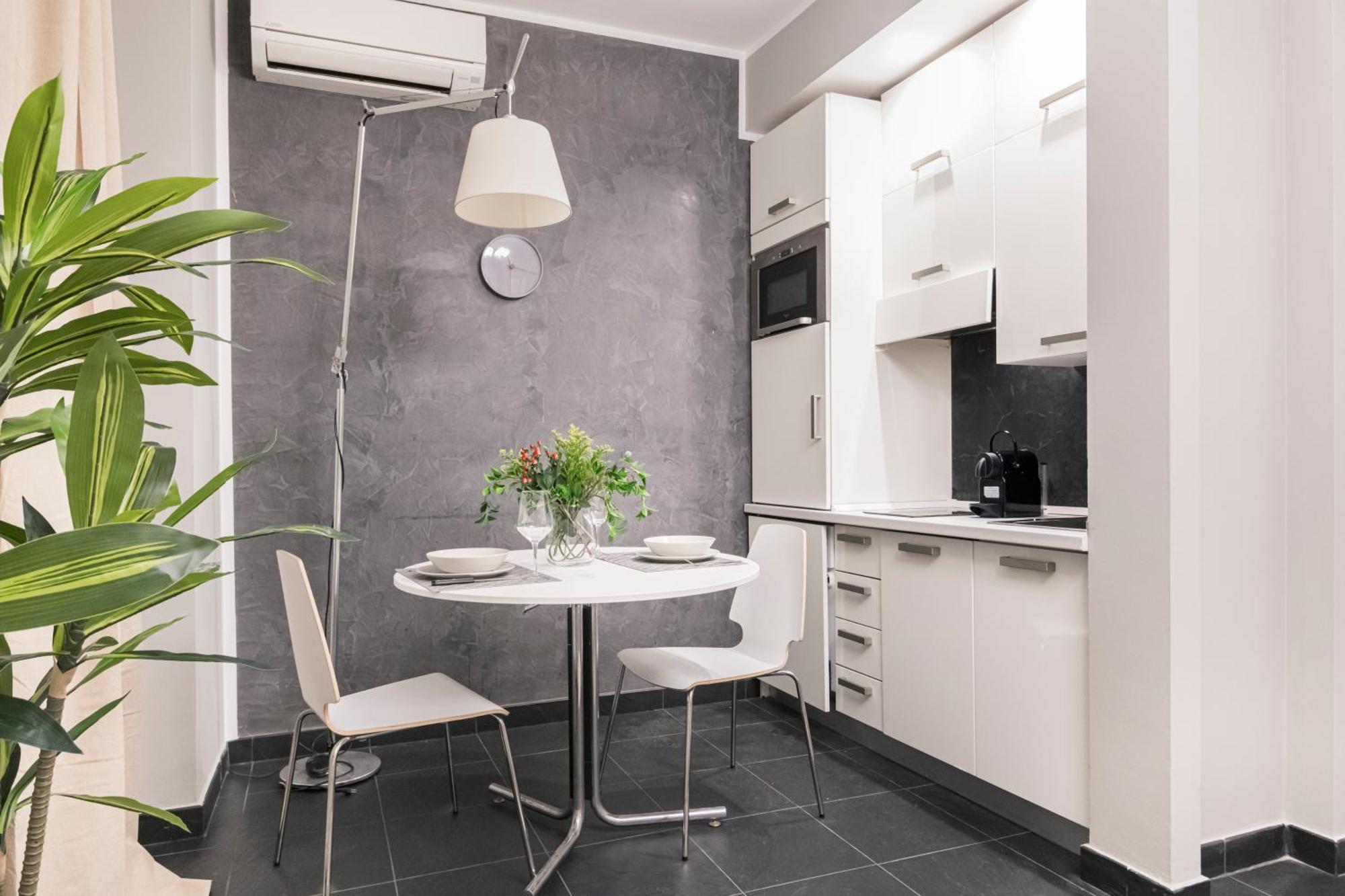 Easylife - The Magnificent Flat Porta Venezia Milan