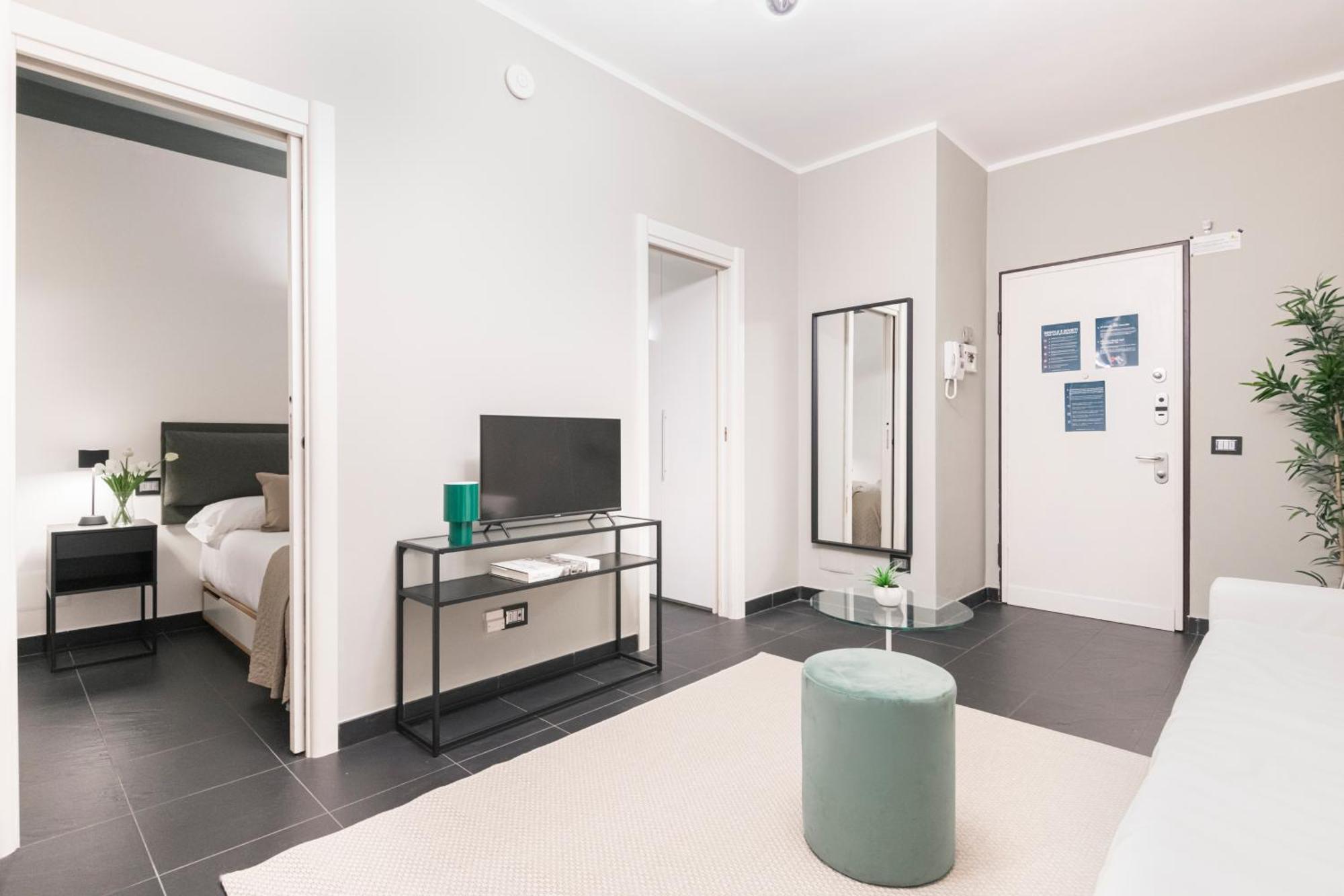Easylife - The Magnificent Flat Porta Venezia Apartment