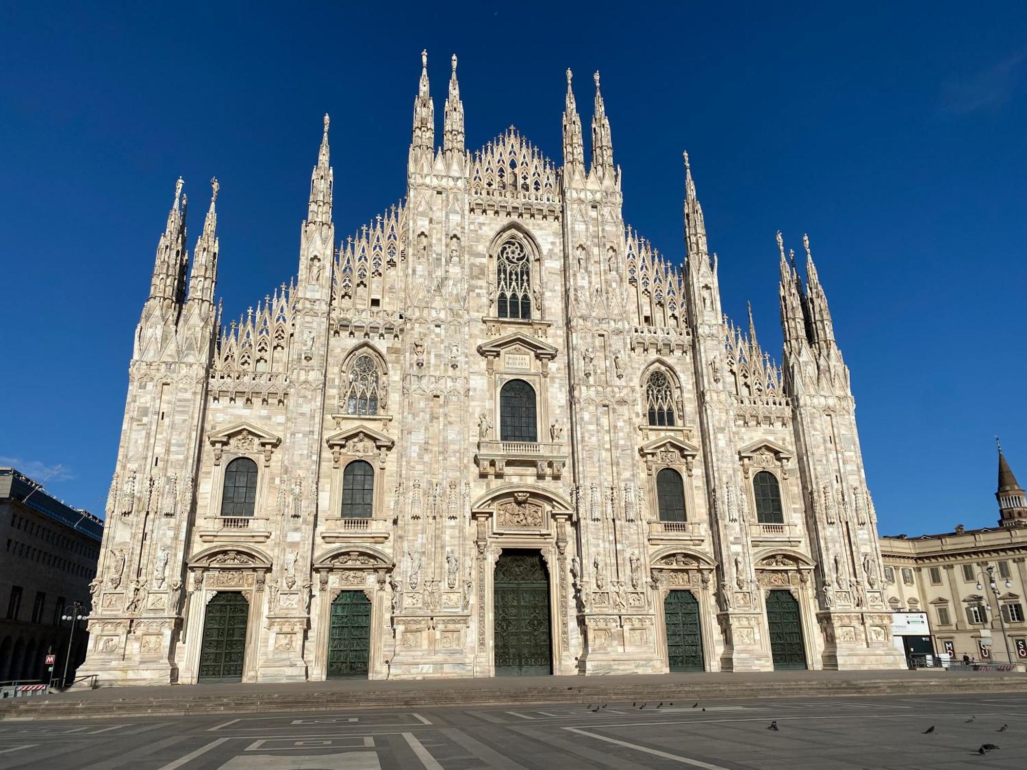 Apartment Duomo Intero Milan