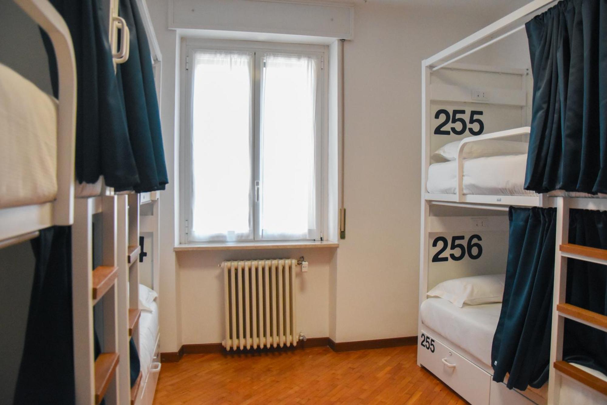 Hostel Bovisa Urban Garden Milan