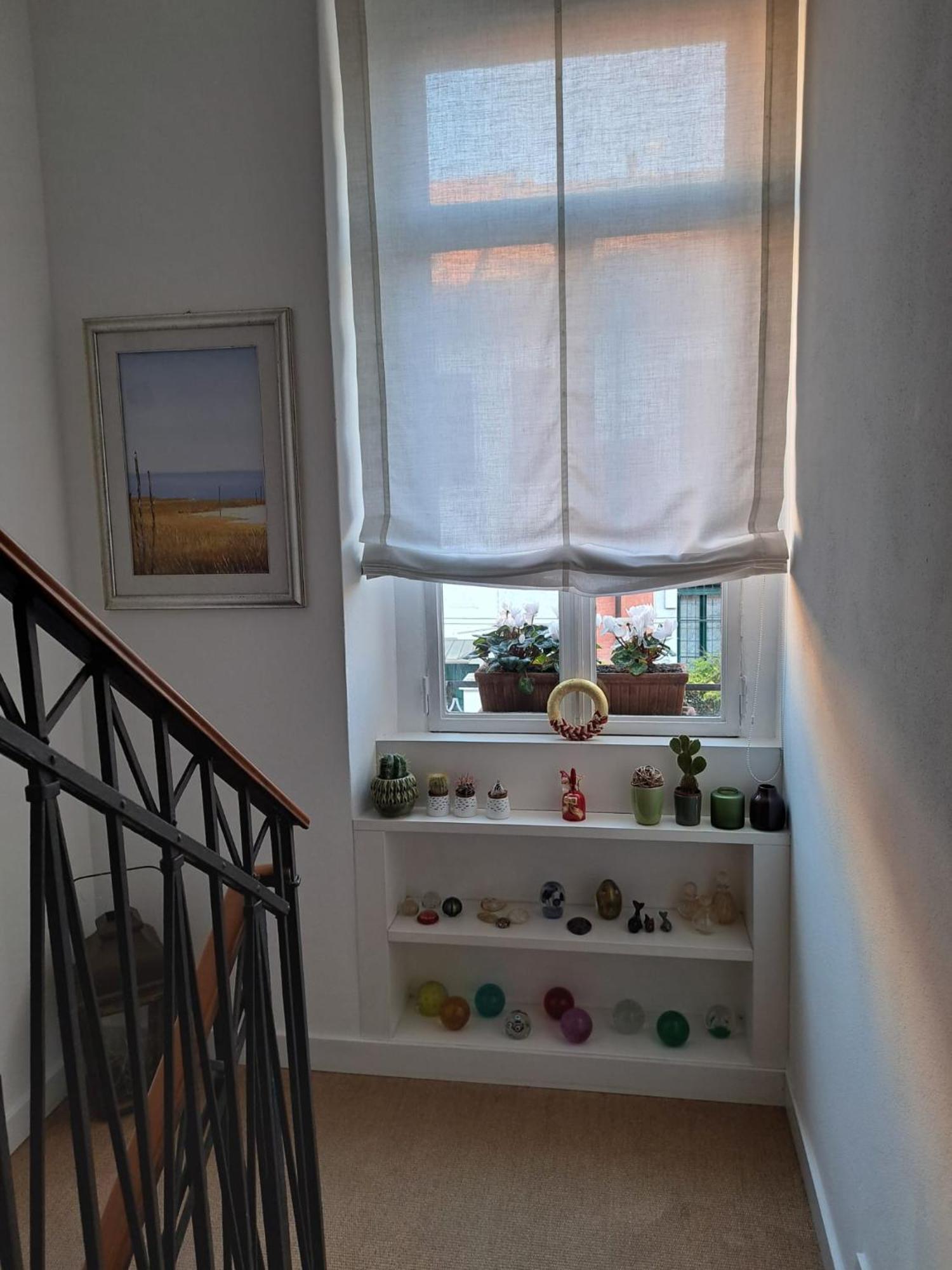 Bed & Breakfast Casa Mari - Free Secure Parking, Breakfast, Private Bathroom, Wifi, Garden, Aircon, 3 Min Walk To Metro And Train Station Milan