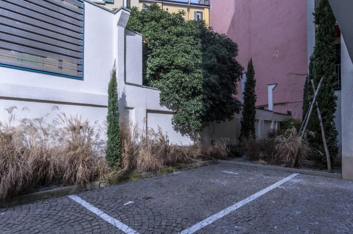 Apartment Free Parking - Duomo Bilocale - Private Gym- Metropolitana Milan