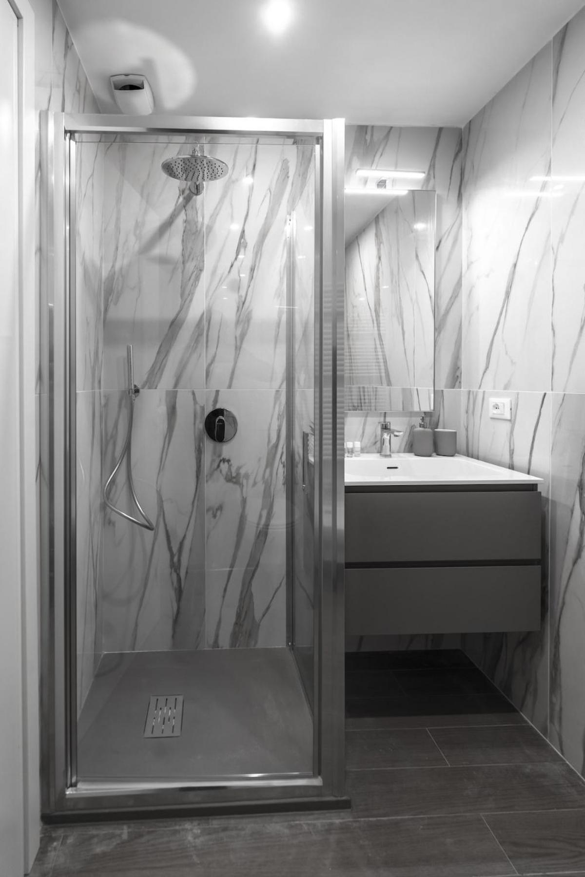 Duomo Space - Private Gym -metropolitana Apartment