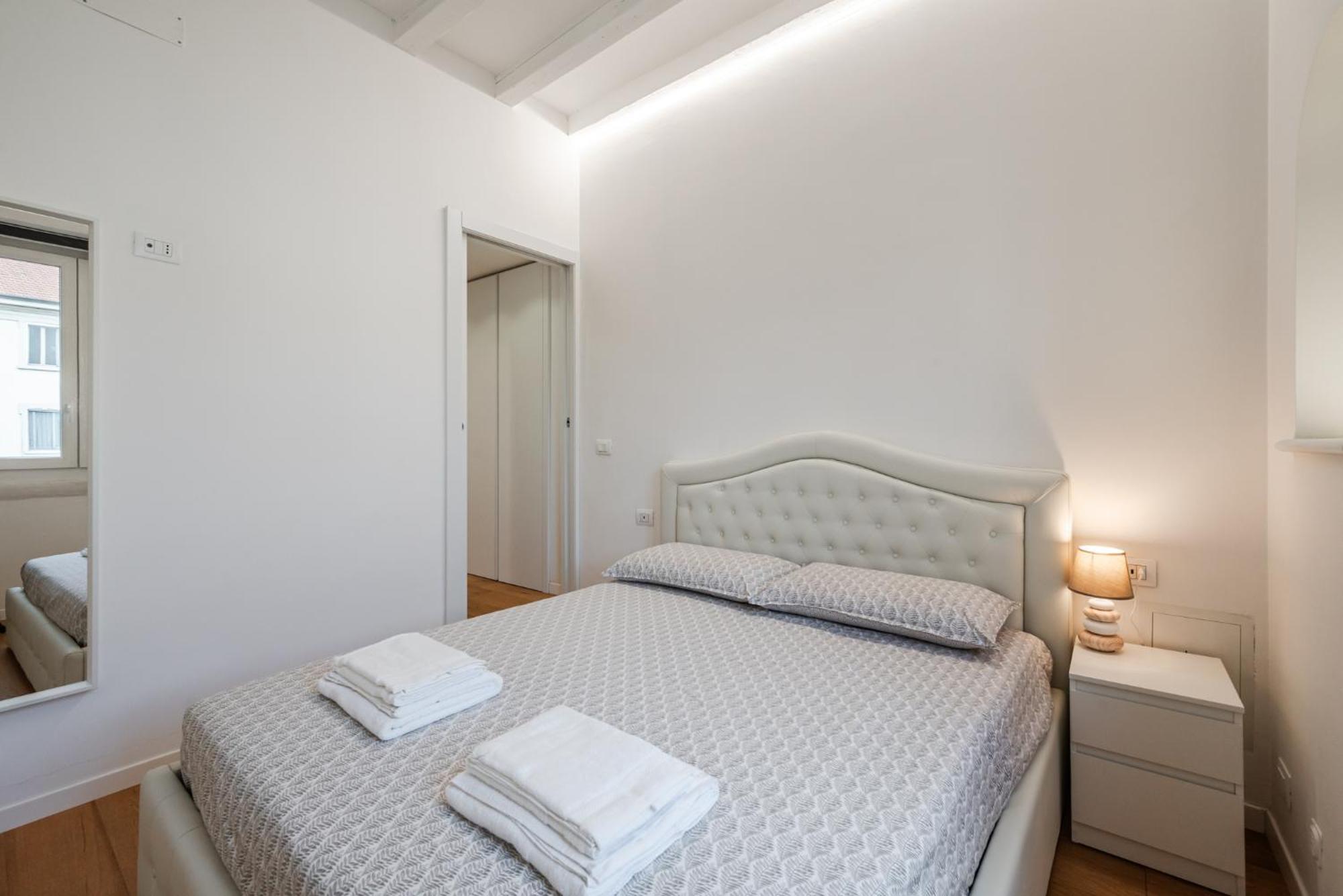 Apartment Vivimihome - Navigli With Garage