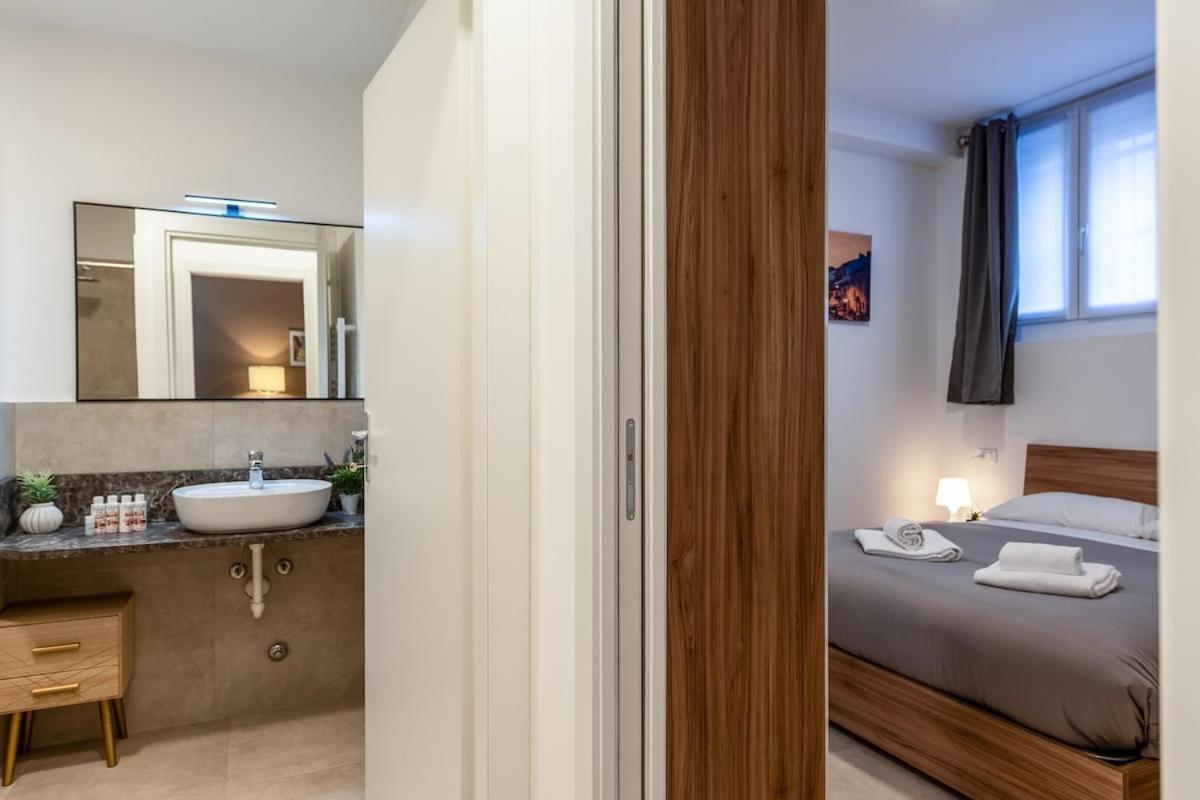 Authentic Private Flat 2 Min From Navigli