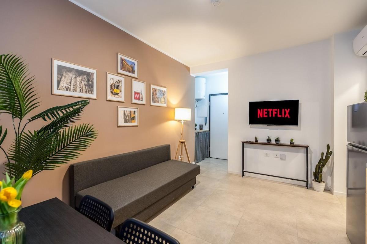 Authentic Private Flat 2 Min From Navigli Appartamento