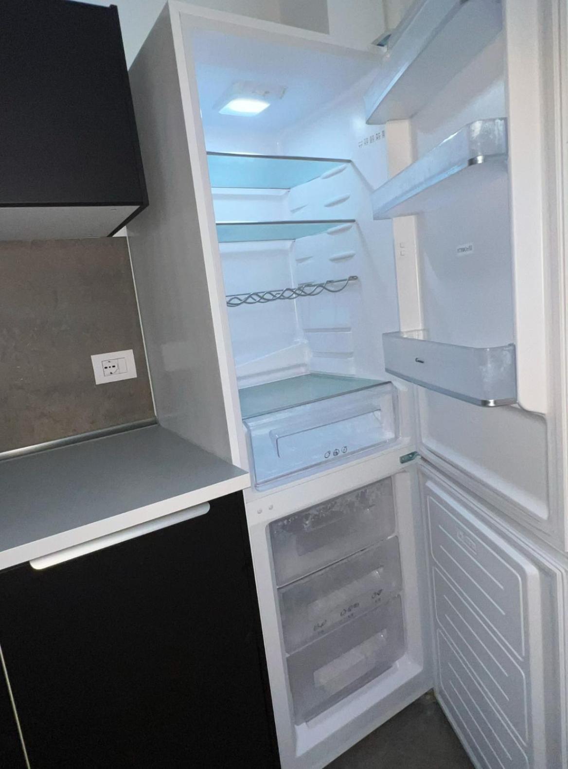 Apartment 3 In Navigli Center Close To The Metro With Parking
