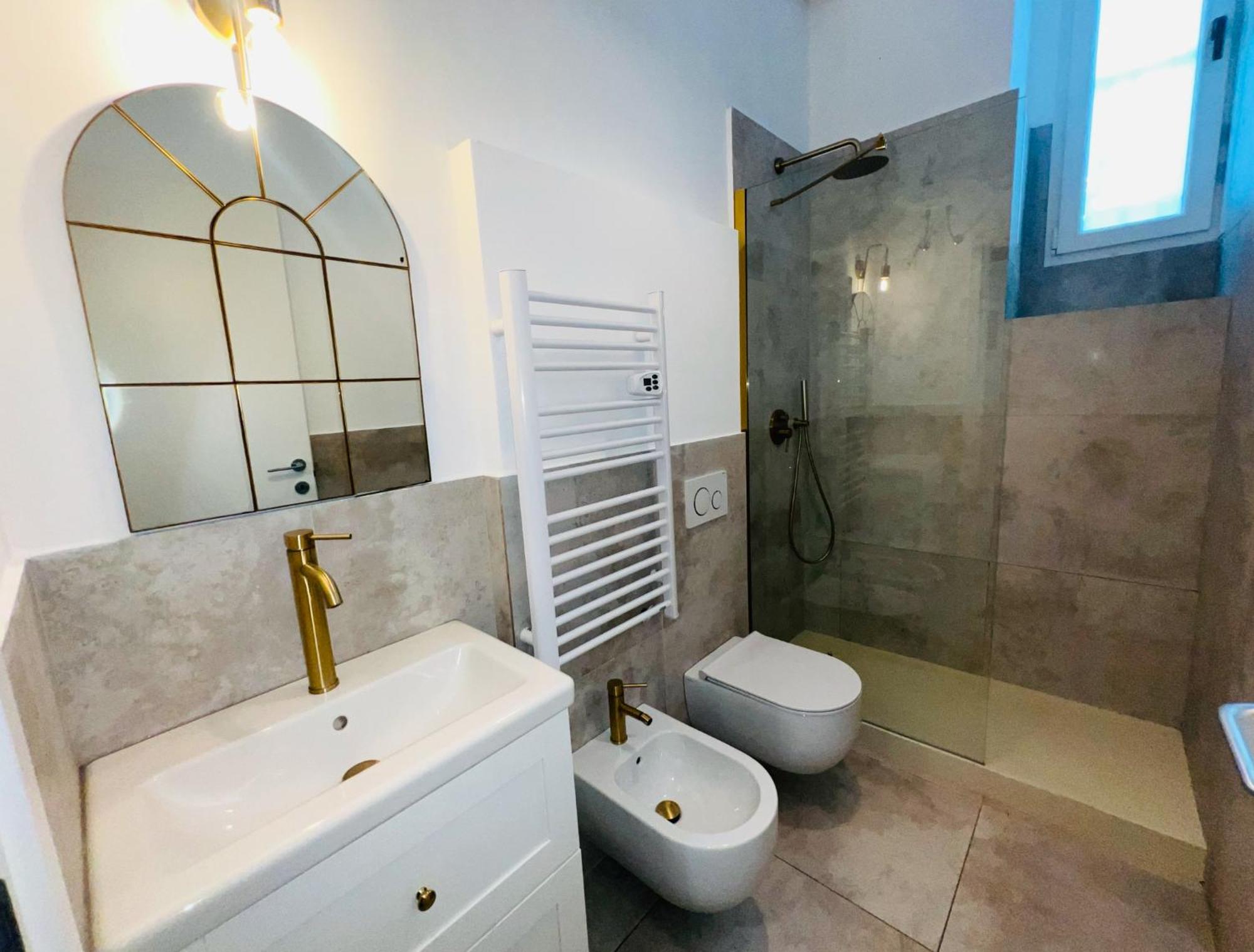 Apartment 3 In Navigli Center Close To The Metro With Parking *