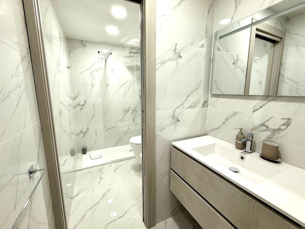 Apartment 5 Minuti Duomo - Metro M4 Argonne - Linate Airport Milan