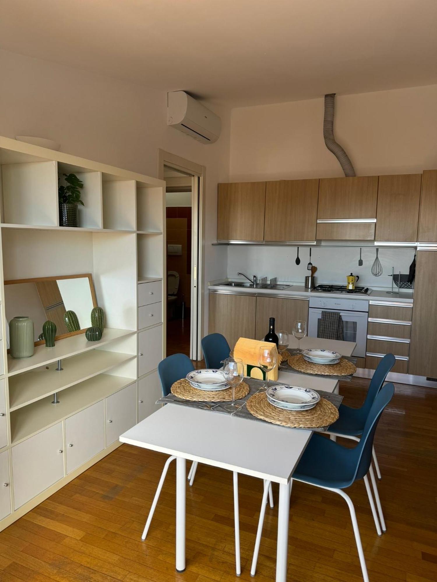 Isola- Attico Con Balcone Apartment