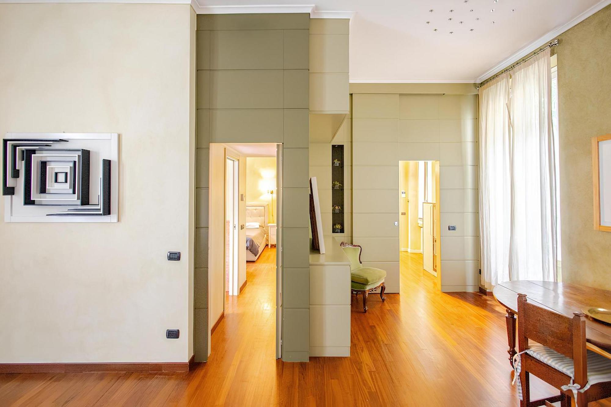Da Vinci - The Heart Of Leonardo's Apartment *