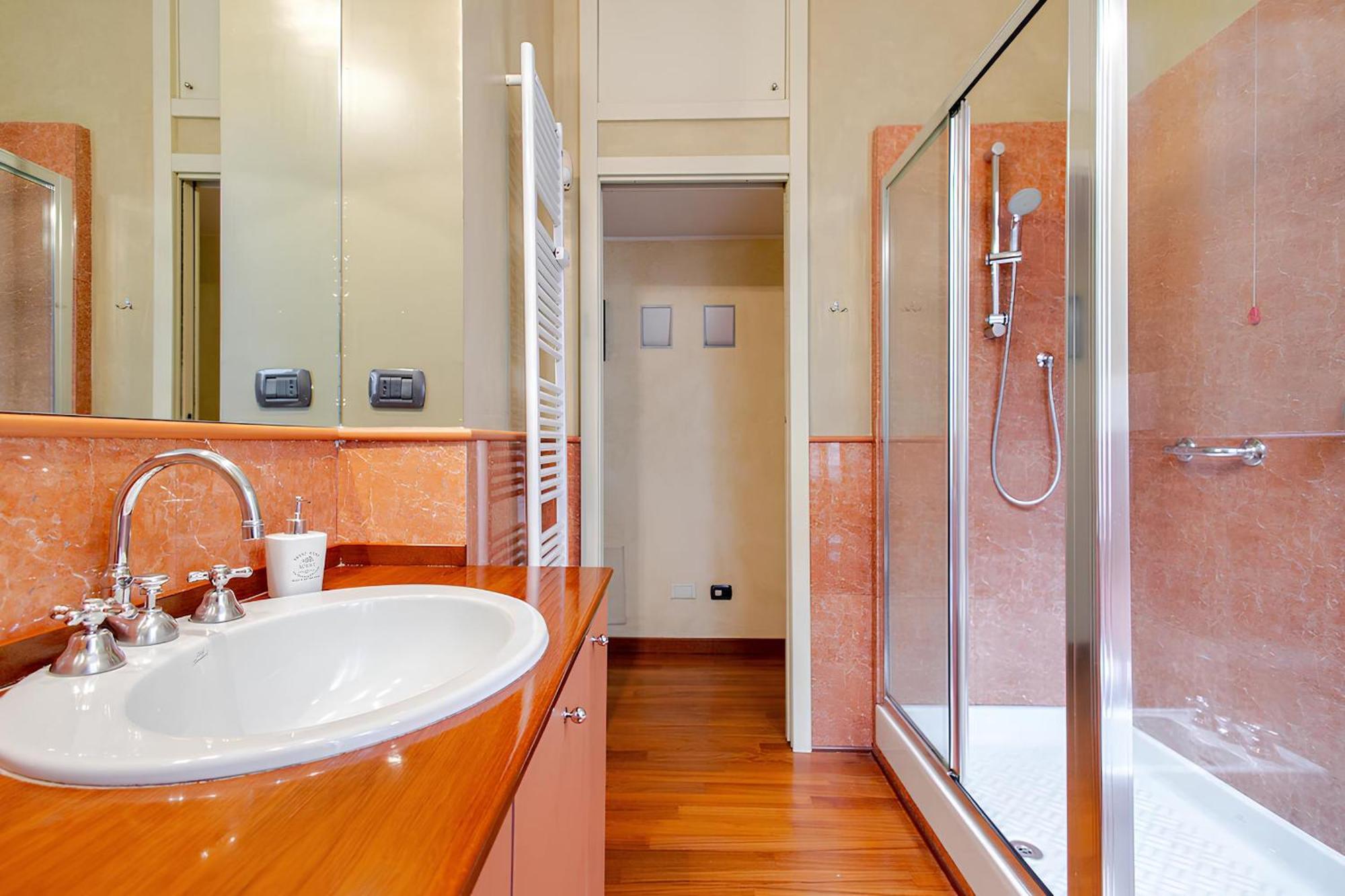 Apartment Da Vinci - The Heart Of Leonardo's