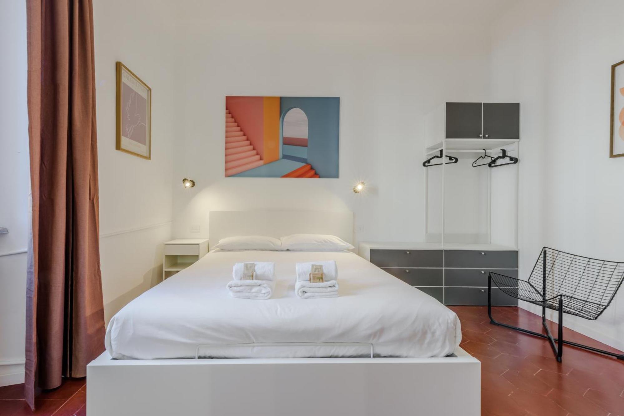 New And Functional Near The Metro Apartment Milan
