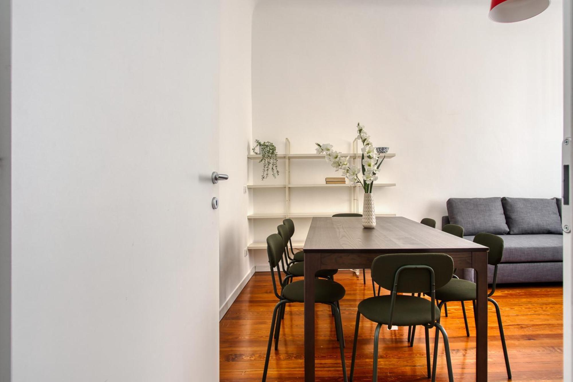 Joivy Cosy 3br Flat In The Centre Of Milan