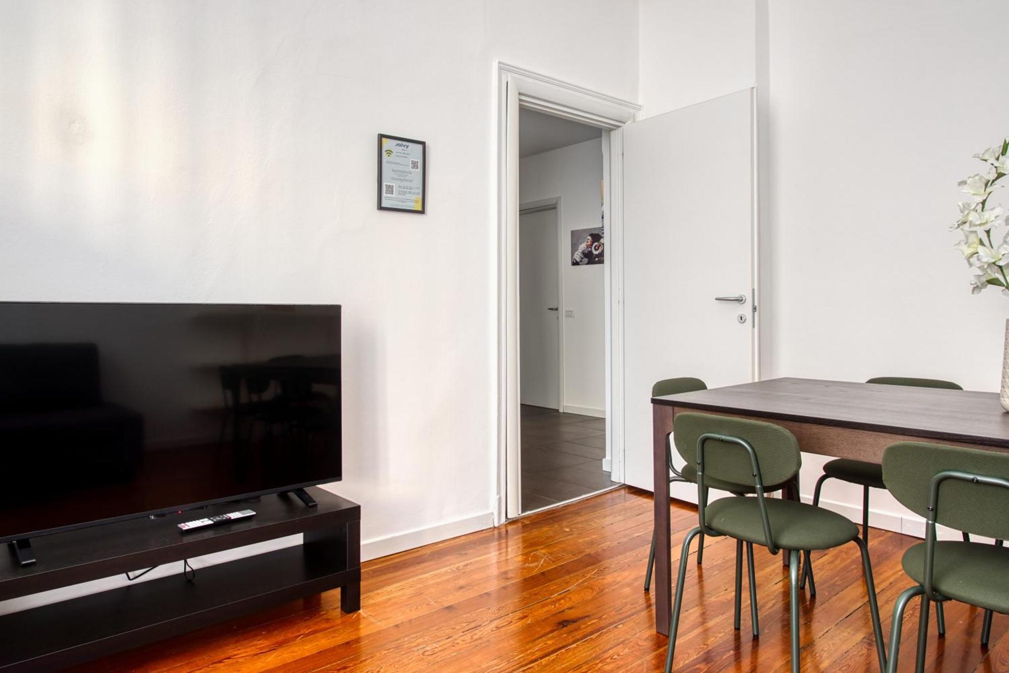 Joivy Cosy 3br Flat In The Centre Of * Milan