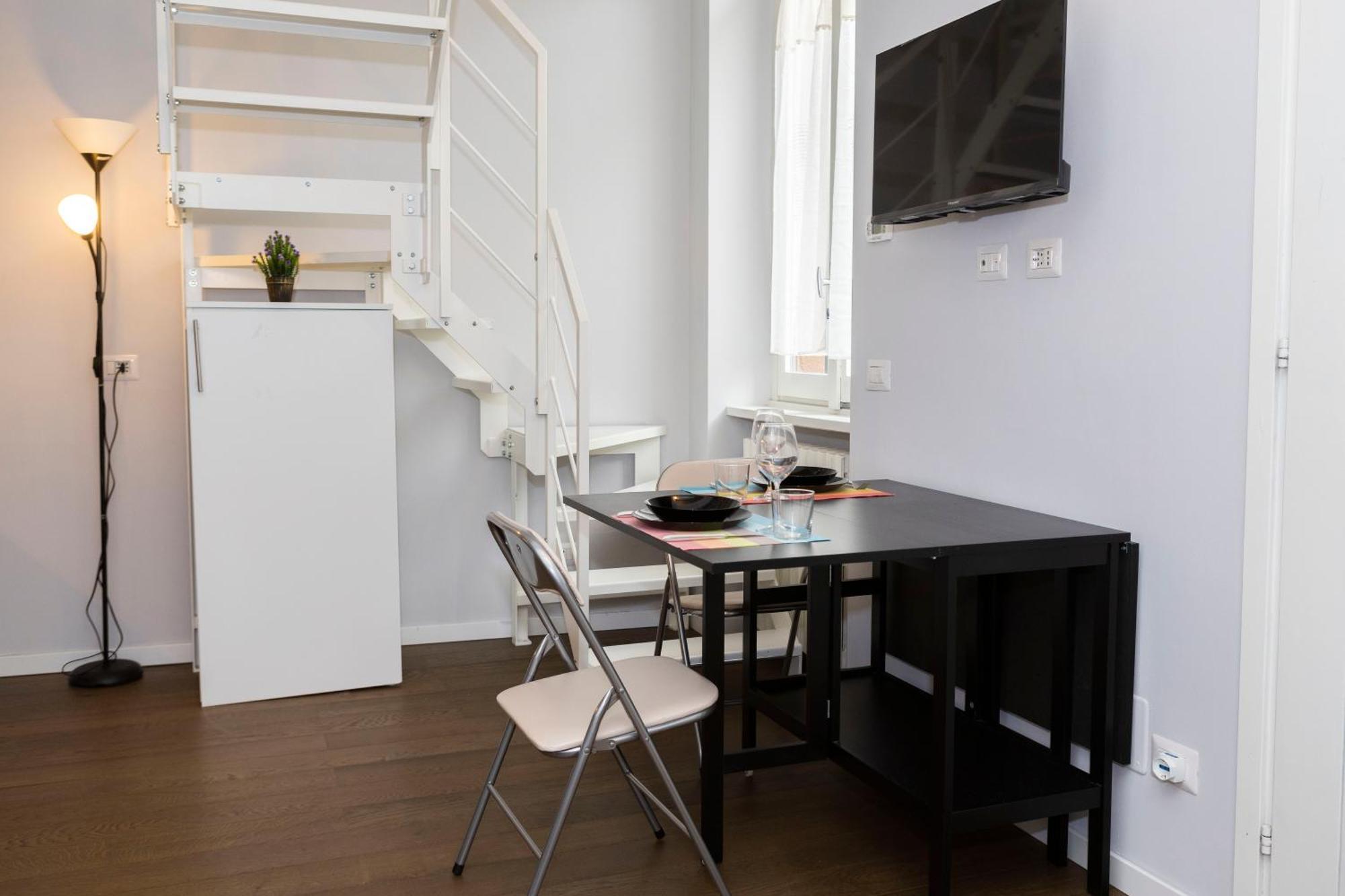 Disciplini Duplex Apartment