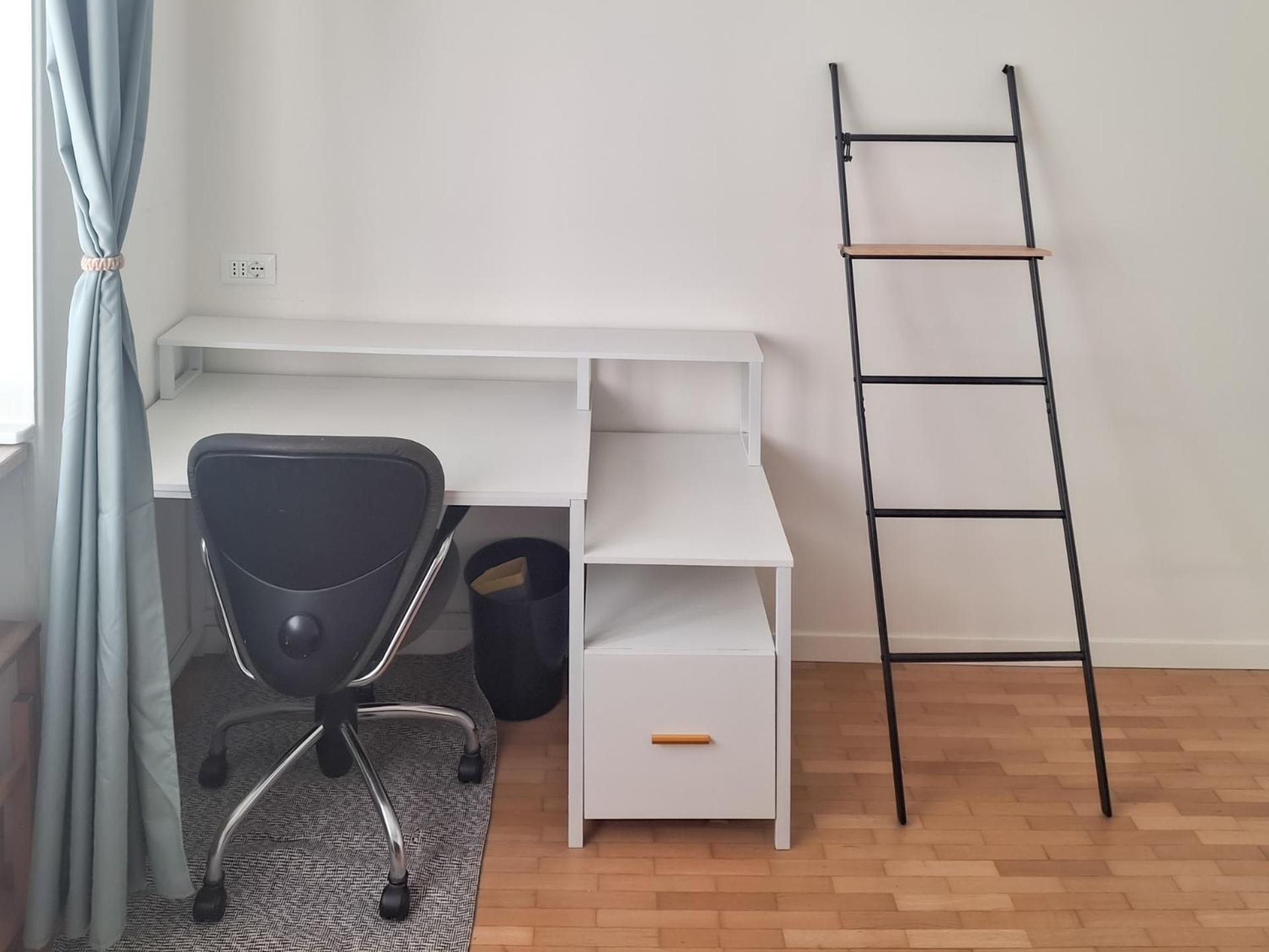 Bright Two-bedroom Near Isola * Milan