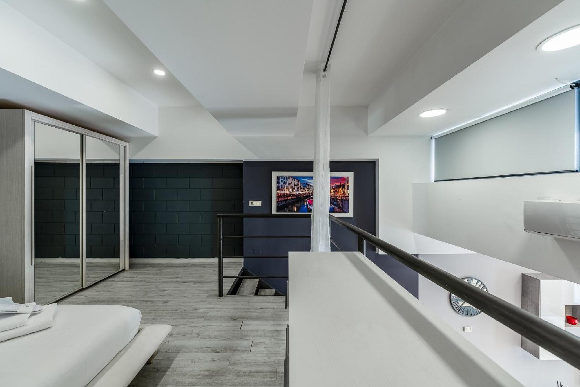 Urban Loft Certosa - Private Garden Apartment *