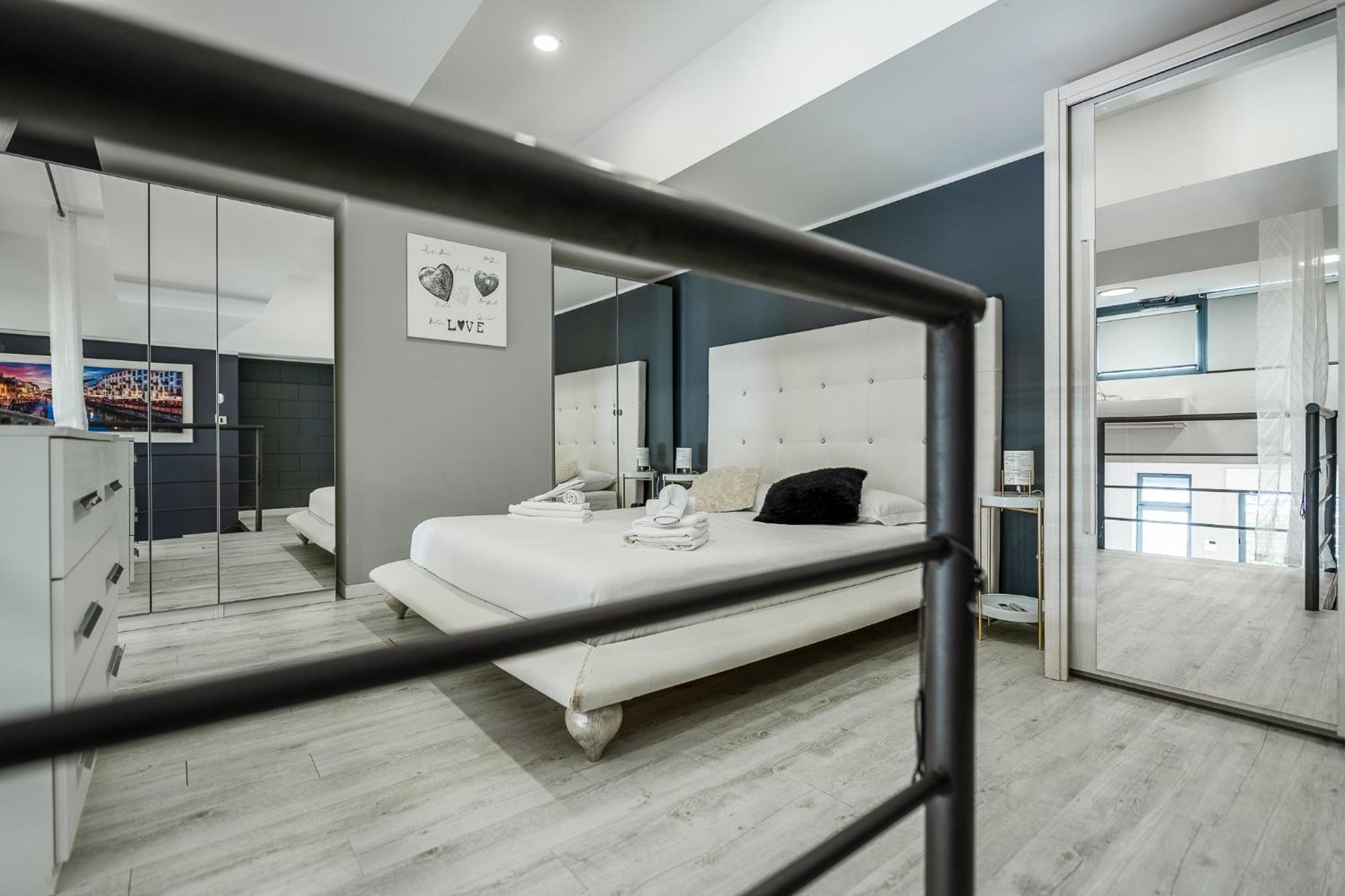 Urban Loft Certosa - Private Garden *