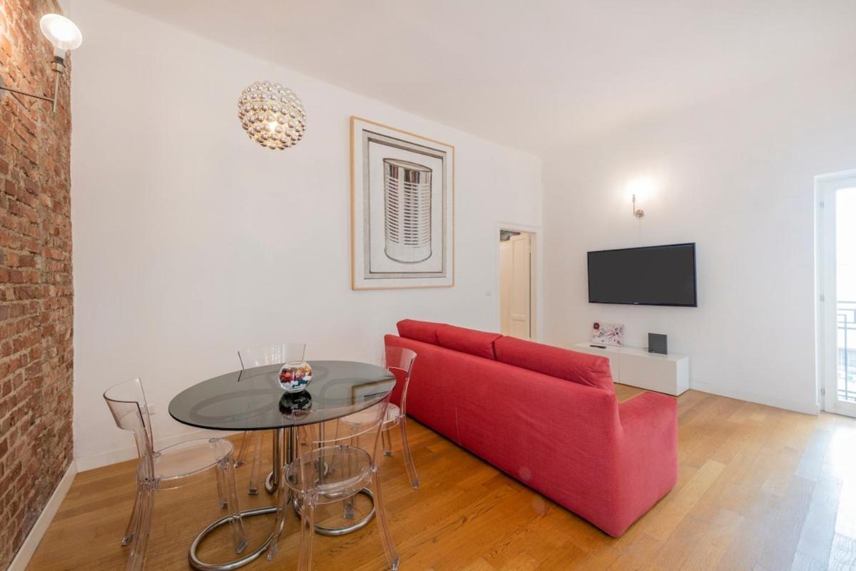 Luxury 3 Bedrooms - B Apartment Milan
