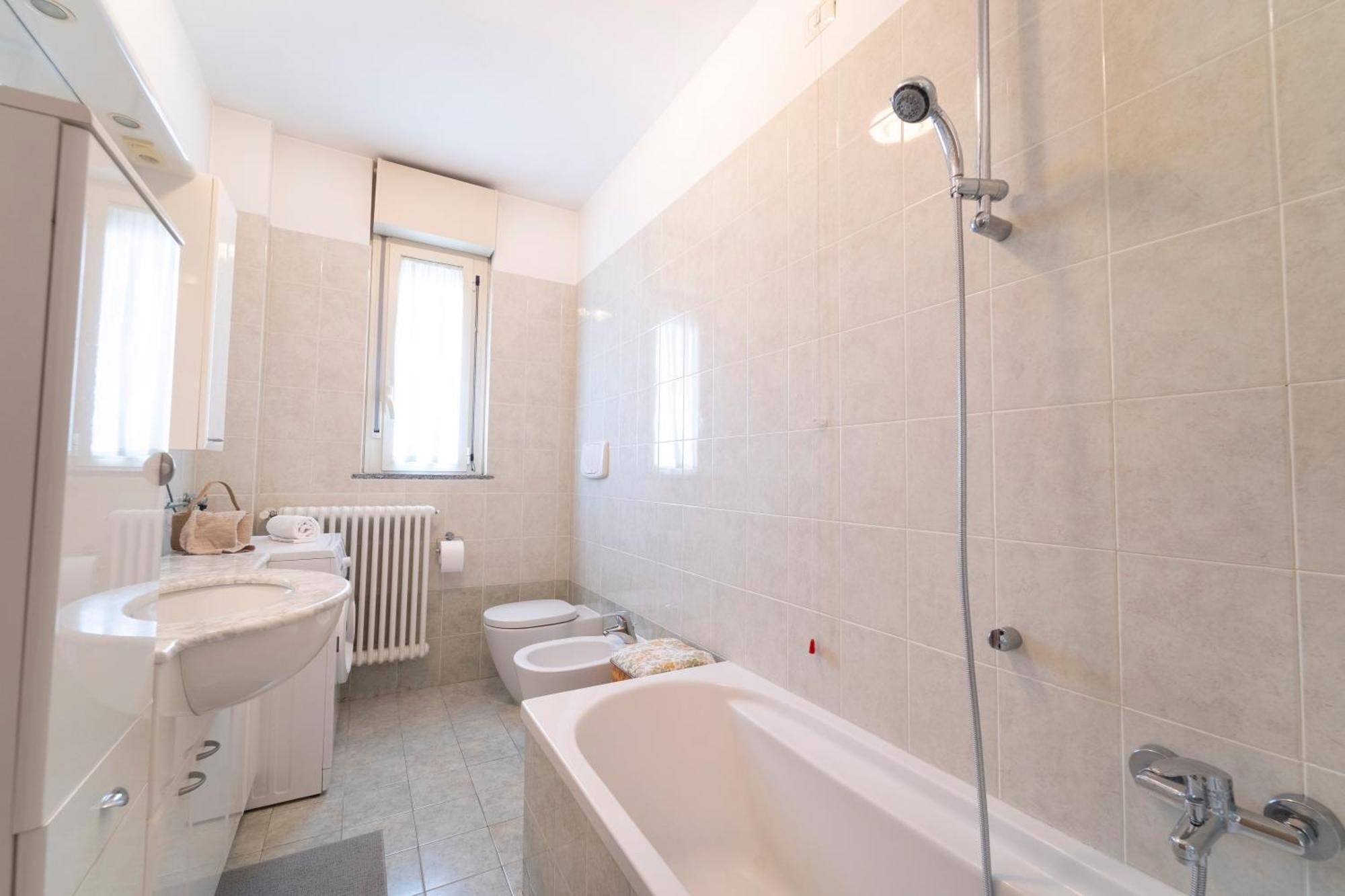 Apartment I Host - Adamello 8 Milan