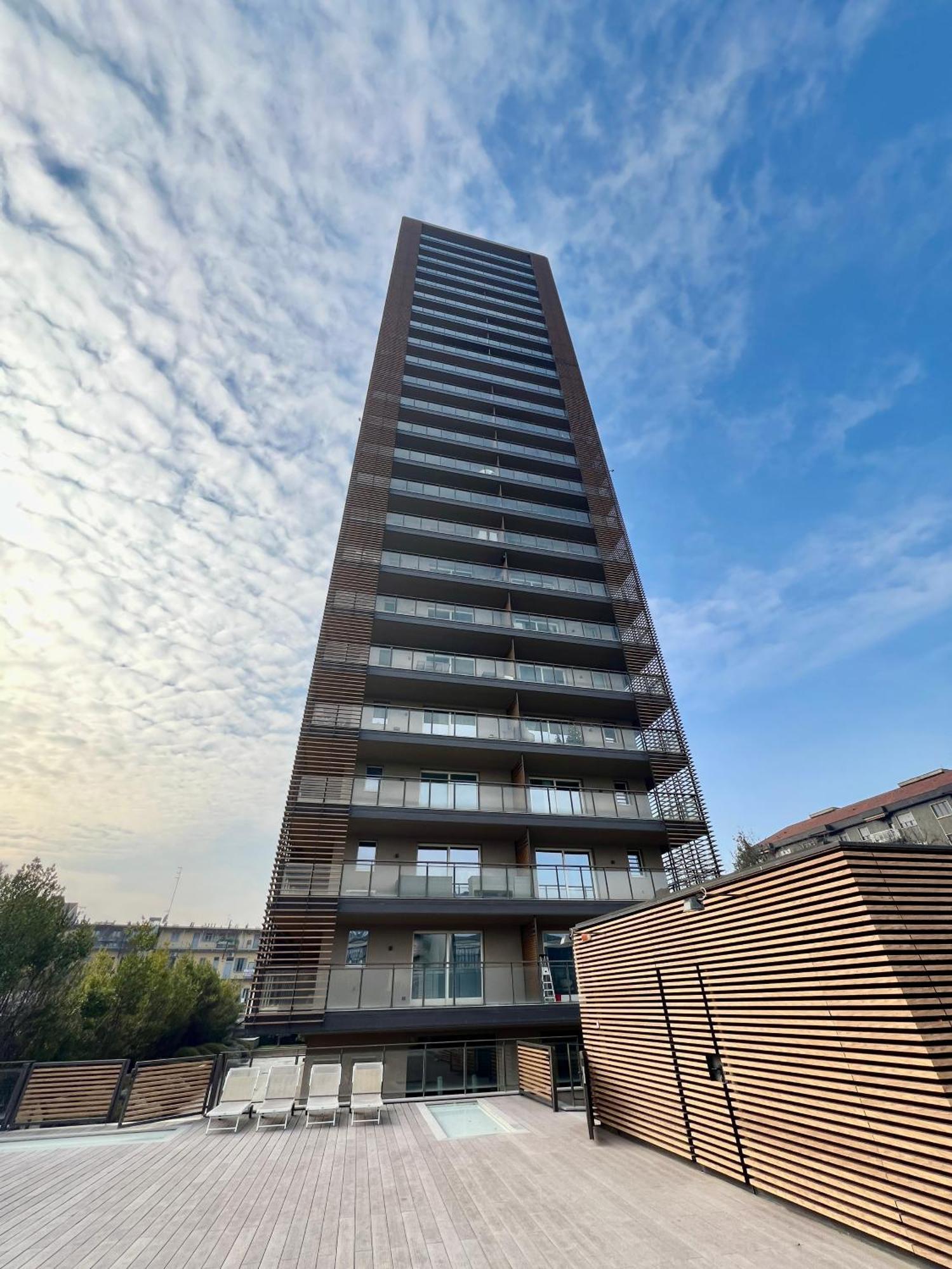 Apartamento Giax Tower Premium Modern Milanese Flat With Gym Pool View & Box