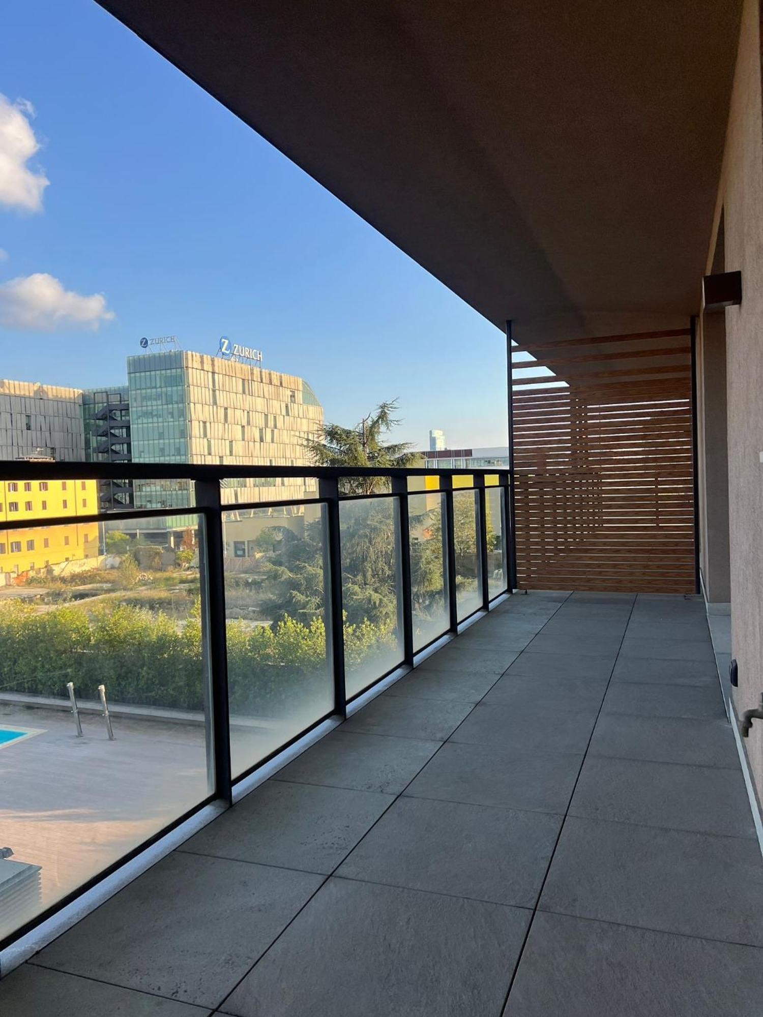 Apartamento Giax Tower Premium Modern Milanese Flat With Gym Pool View & Box Milão