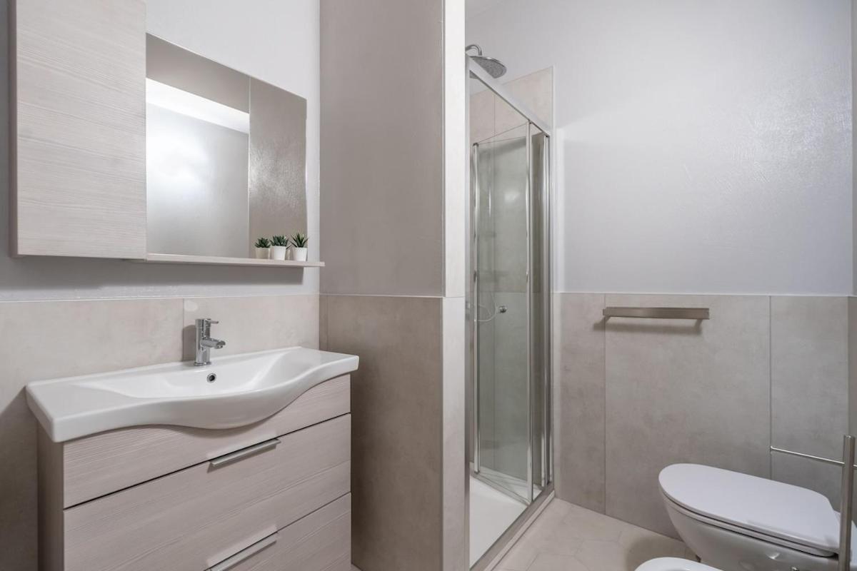 Apartment Duomo-navigli - Loft Montenapoleone Wifi & Netflix *